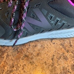 New Balance NB industrial 412 alloy toe women’s 10 men’s 8.5 black